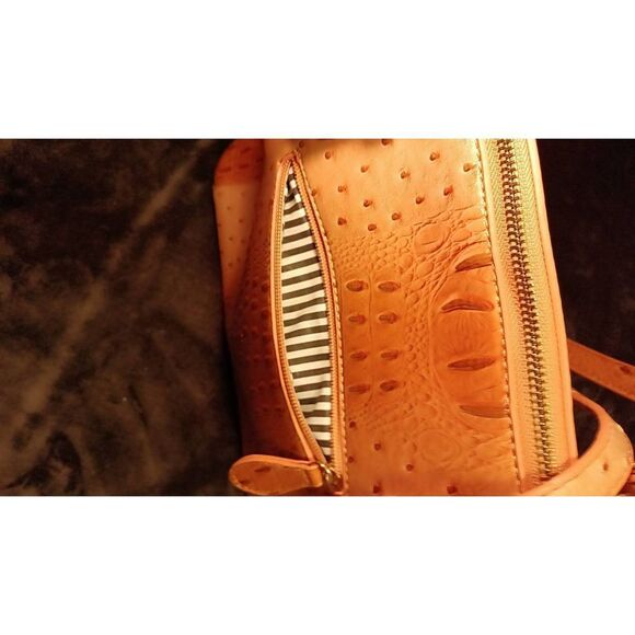 Elegant Orange Shoulder Bag - Picture 7 of 11